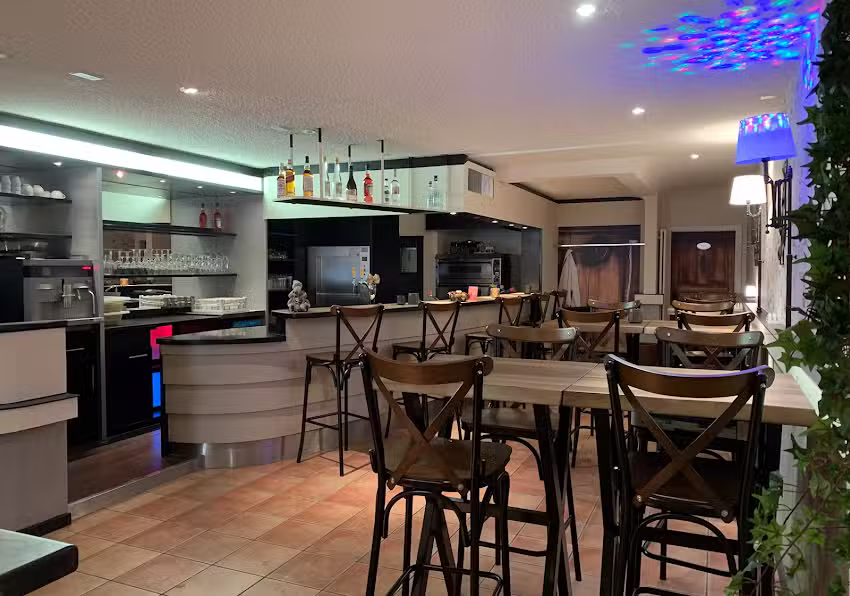 AGORA | Restaurant Bar