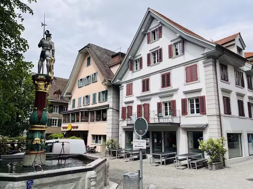 Aki Sushi Kistenfabrik