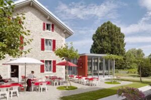 Au Boeuf Rouge &ndash; Restaurant & Auberge Crassier
