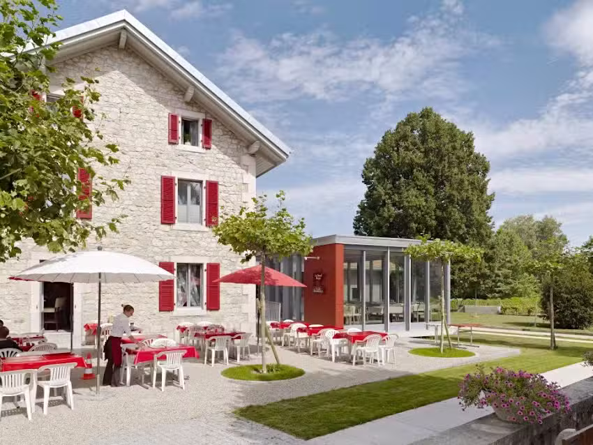 Au Boeuf Rouge &ndash; Restaurant & Auberge Crassier