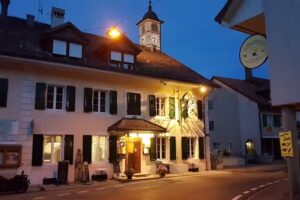 Au Cavalier S&agrave;rl