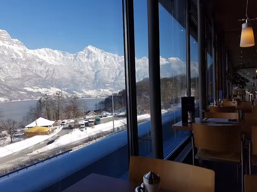 Autobahn Rastst&auml;tte