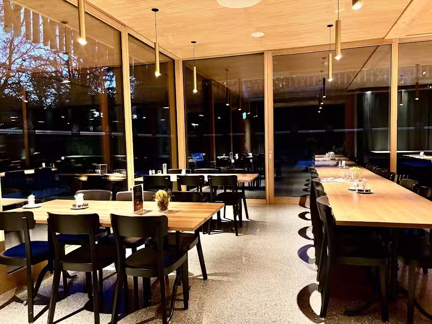 Ayledo Restaurant