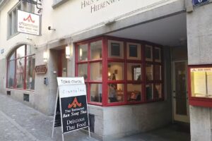 Ban Song Thai Restaurant