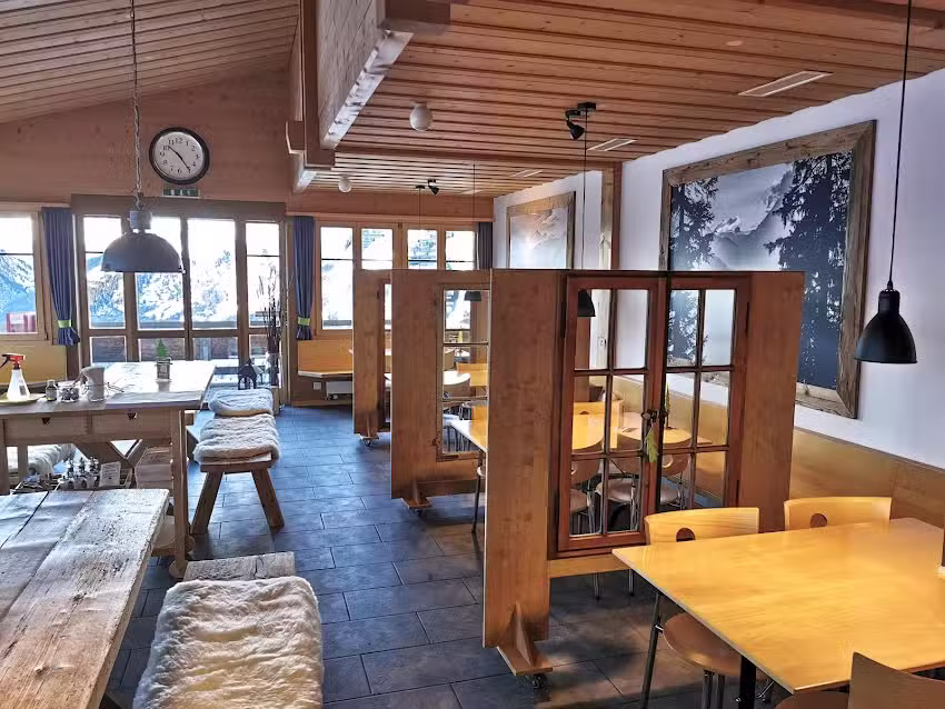 Bergst&uuml;bli by Berghotel Oeschinensee