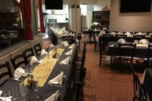 Caf&eacute; Bar Restaurant Grand-Montfleury