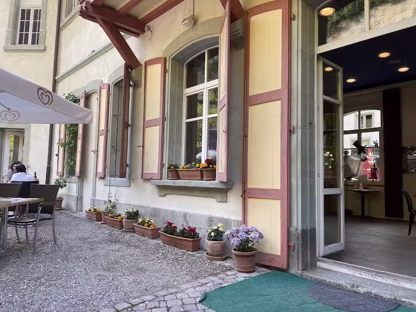 Caf&eacute; de la marionnette