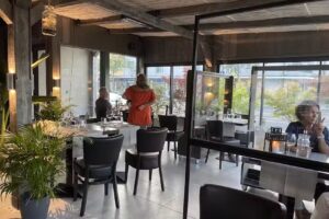 Caf&eacute; de la Poste Onex