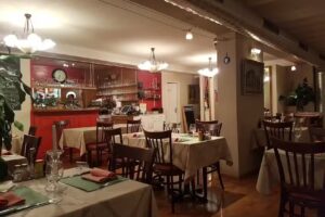 Caf&eacute; des Alpes