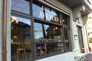 Caf&eacute; des Avenues