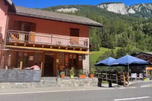 Caf&eacute; du ch&acirc;telet &ndash; Orsi&egrave;res