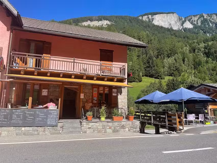 Caf&eacute; du ch&acirc;telet &ndash; Orsi&egrave;res