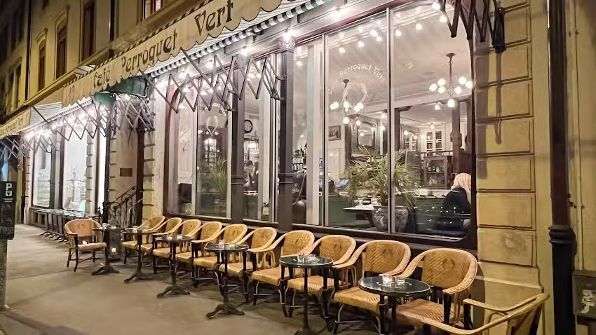 Caf&eacute; Perroquet Vert