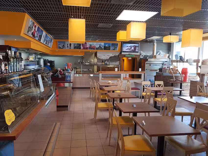 Caf&eacute; Restaurant La Randonn&eacute;e