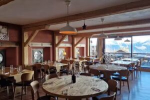 Caf&eacute; Restaurant La Tani&egrave;re