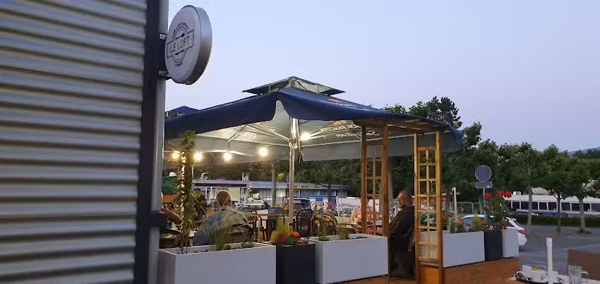 Caf&eacute; Restaurant Le Loft