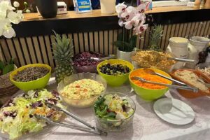 Caf&eacute;-restaurant Lion D&rsquo;or sp&eacute;cialit&eacute; Portugaise Fernanda Pires