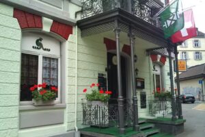 Caf&eacute;-Restaurant Park