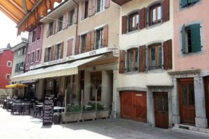 Caf&eacute; Restaurant Pizzeria des Alpes