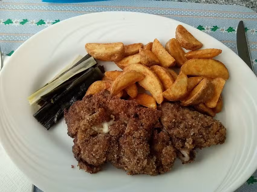 Caf&eacute;-Restaurant Reduit