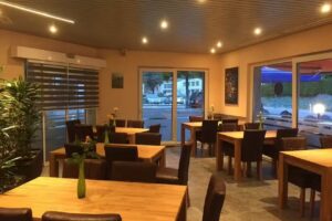 Caf&eacute; Restaurant St-Laurent