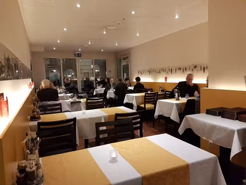 Caf&eacute; Restaurant Treff