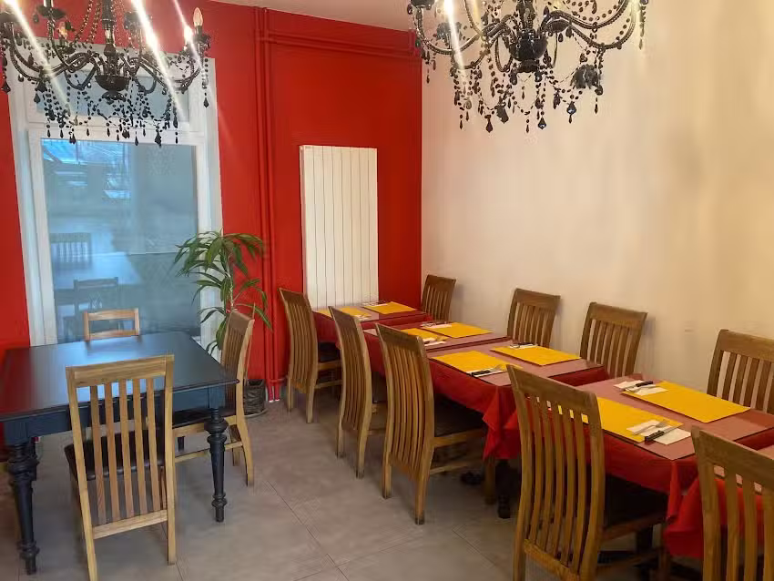 Caf&eacute; Universal Restaurant