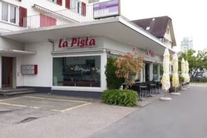 Caff&egrave; Bistro La Pista