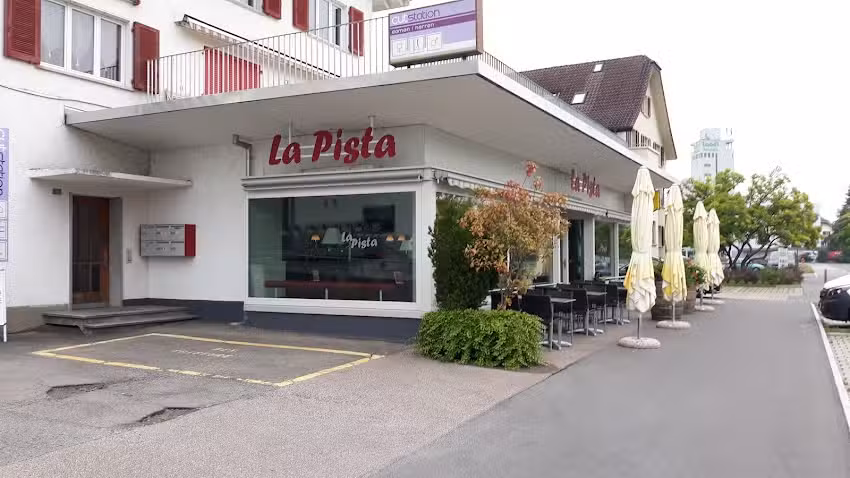 Caff&egrave; Bistro La Pista