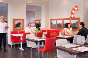 Charlie&rsquo;s Corner