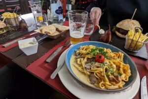 Chez Lily Caf&eacute;-Restaurant