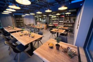 Coco&rsquo;s & Jennifer&rsquo;s