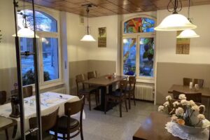 Comestibles/ Bistro Hof Rotmonten
