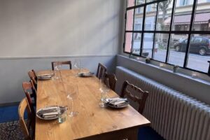 DAR Restaurant & Cafe