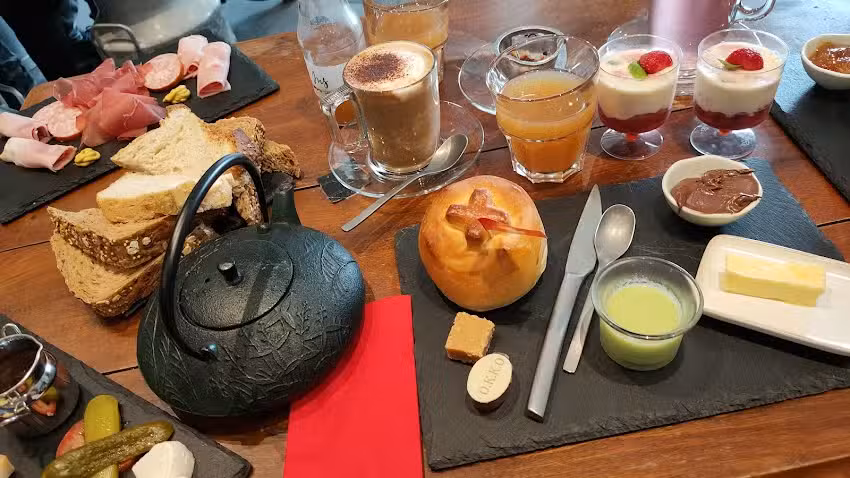 De Luca &ndash; O.K.K.O choco-room e