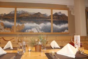 Deco Thai & Sushi Restaurant