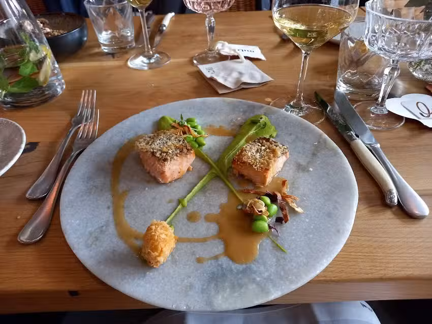 DORY & DU &ndash; eatery bar caf&eacute;