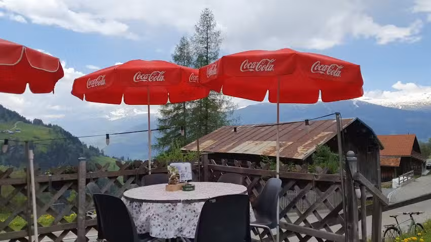 D&uuml;ra Ast Br&uuml;n