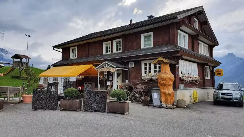 Fyrabigbeizli N&auml;gelisg&auml;rtli