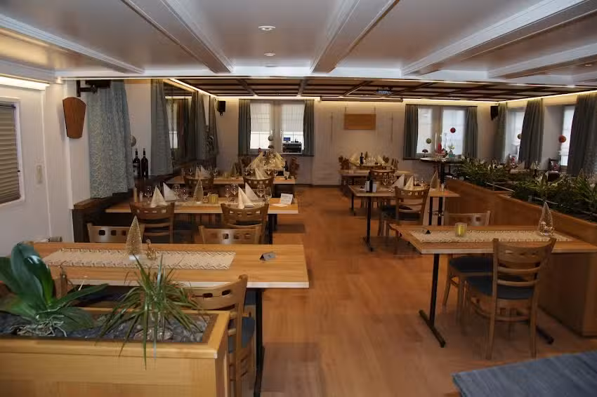 Gasthaus zum R&ouml;ssli