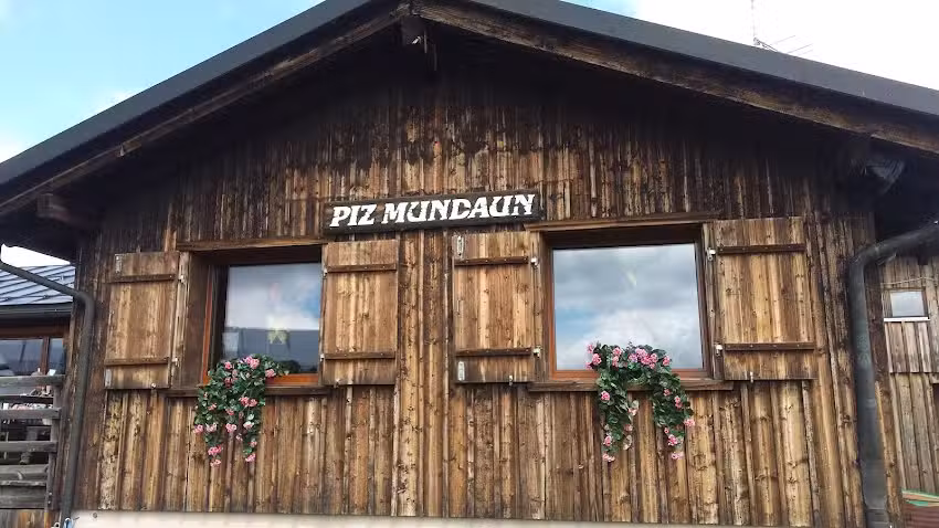 Gipfelh&uuml;tte Piz Mundaun