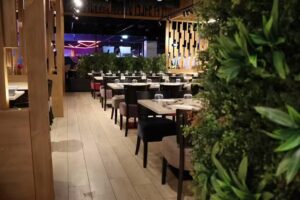 Gourmet Restaurant & Bar