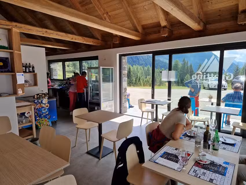 Grottino Lago Sambuco