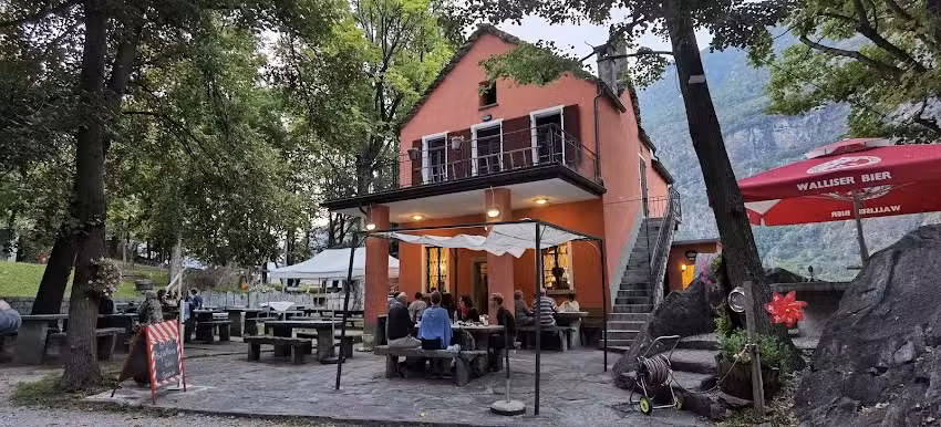 Grotto val d&rsquo;Ambra