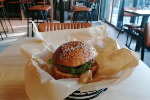 Holy Cow! Gourmet Burger Co. BIENNE