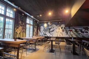 Holy Cow! Gourmet Burger Co. VEVEY