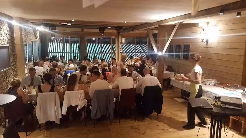 Hotel / B&B und Beizli Huus 74