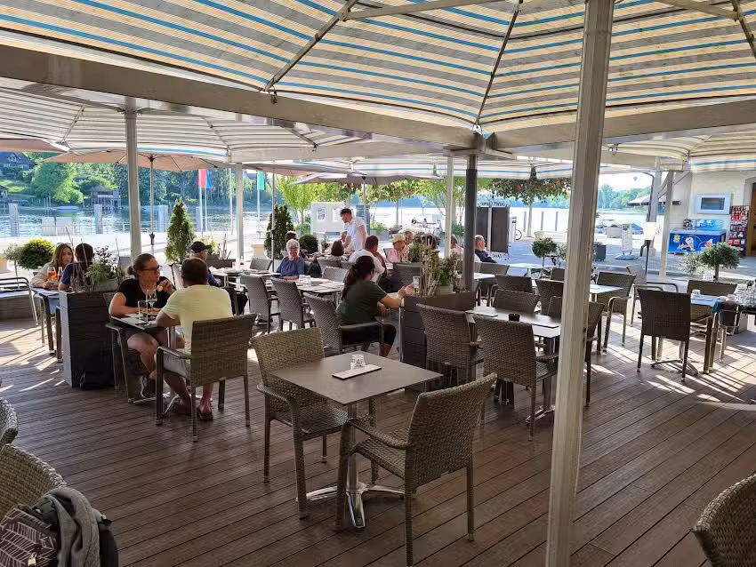 Hotel Ristorante Pizzeria Schiff