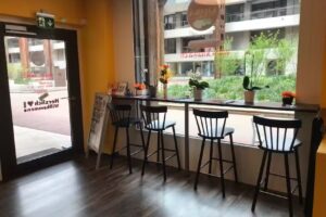 Khawa Restaurant Sushi & Momo