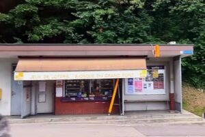 Kiosque Du Grand Pont, Birbaum Georges